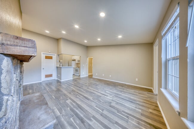 Building Photo - 5403 W 76th Ave