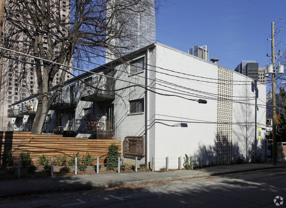 Foto principal - Twelfth Street West Apartments