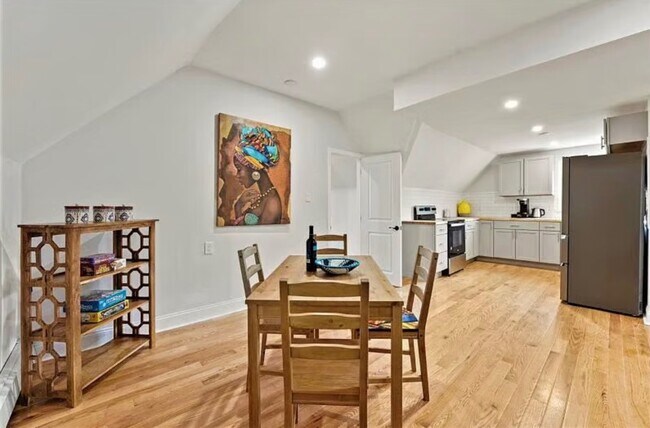 Foto del edificio - 65 Kimball Ave