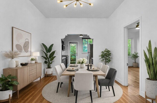 Foto del edificio - 910 Lenox Ave.