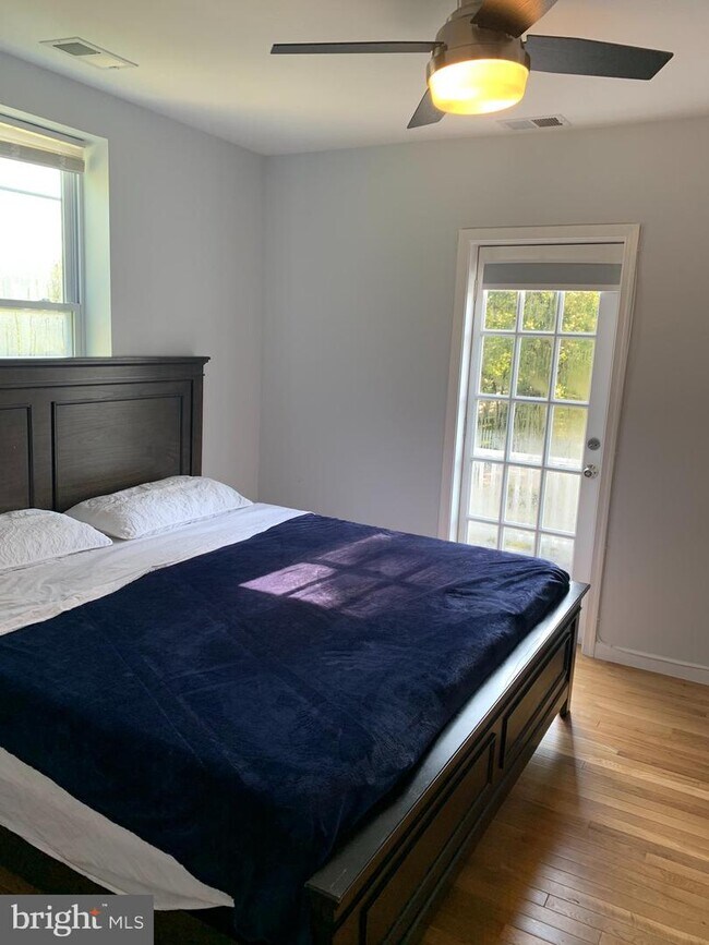Foto del edificio - 4809 Sheridan St