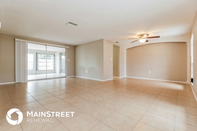 Building Photo - 3205 Moog Rd