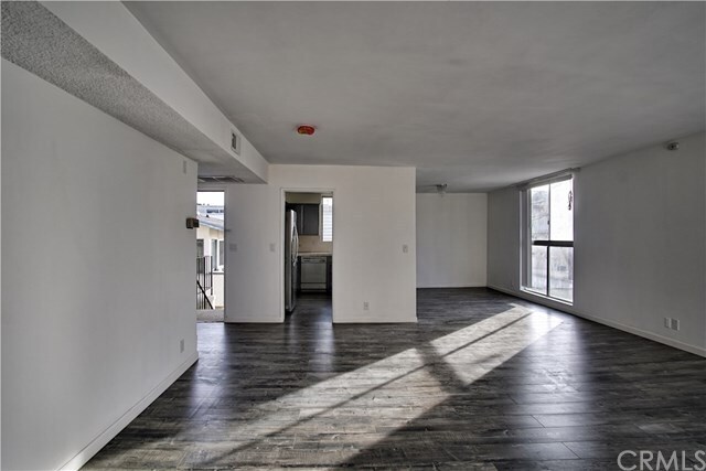 Building Photo - 1017 S Bedford St