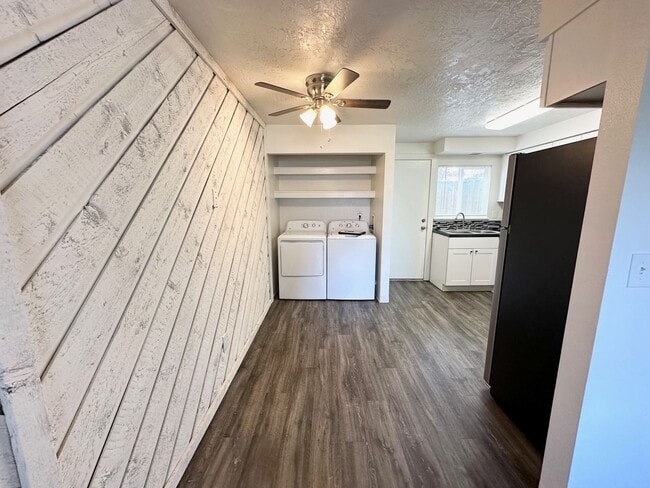 Foto del edificio - 211 N Indiana Ave