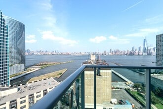 Building Photo - 20 Newport Pkwy