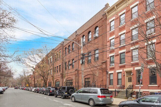 Foto del edificio - 299 Pavonia Ave