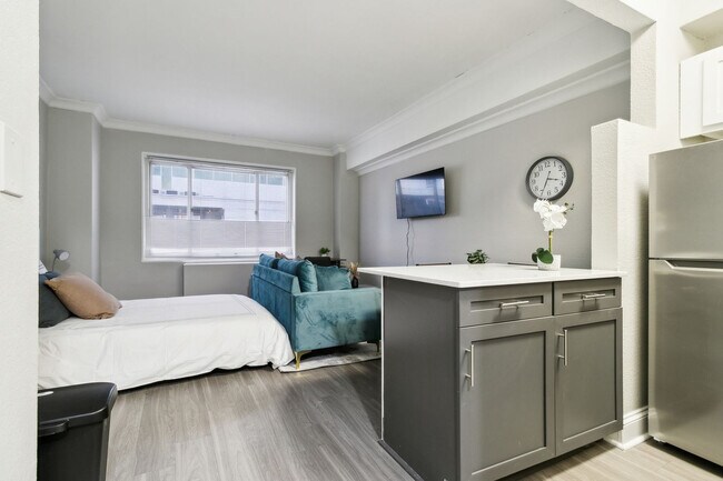 Foto del edificio - 710 Peachtree St NE
