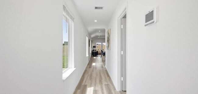 Building Photo - 23823 Desert Peach Dr