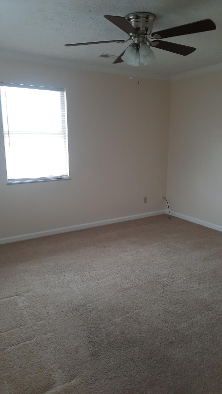 Building Photo - 2094 Hoods Creek Pike