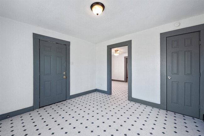 Foto del edificio - 2528 Campbell St