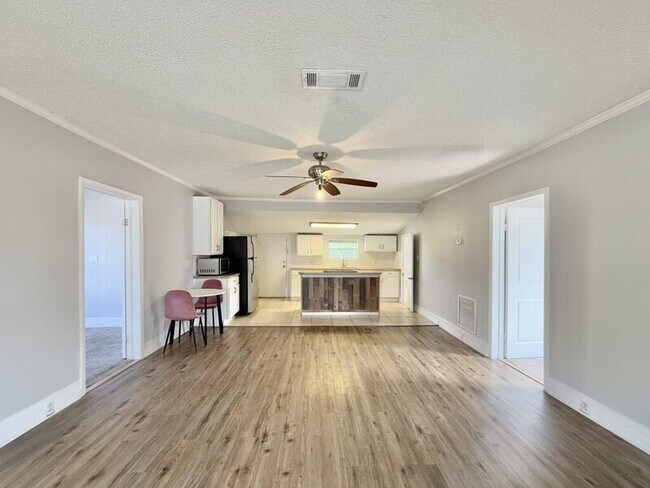 Foto del edificio - 3104 E Ellicott St