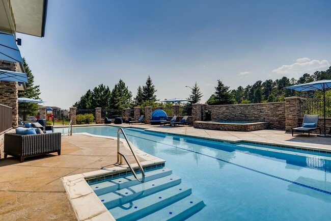 Building Photo - Creekside at Palmer Park