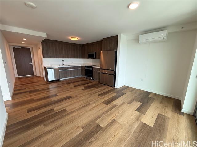 Foto del edificio - 1500 Rycroft St