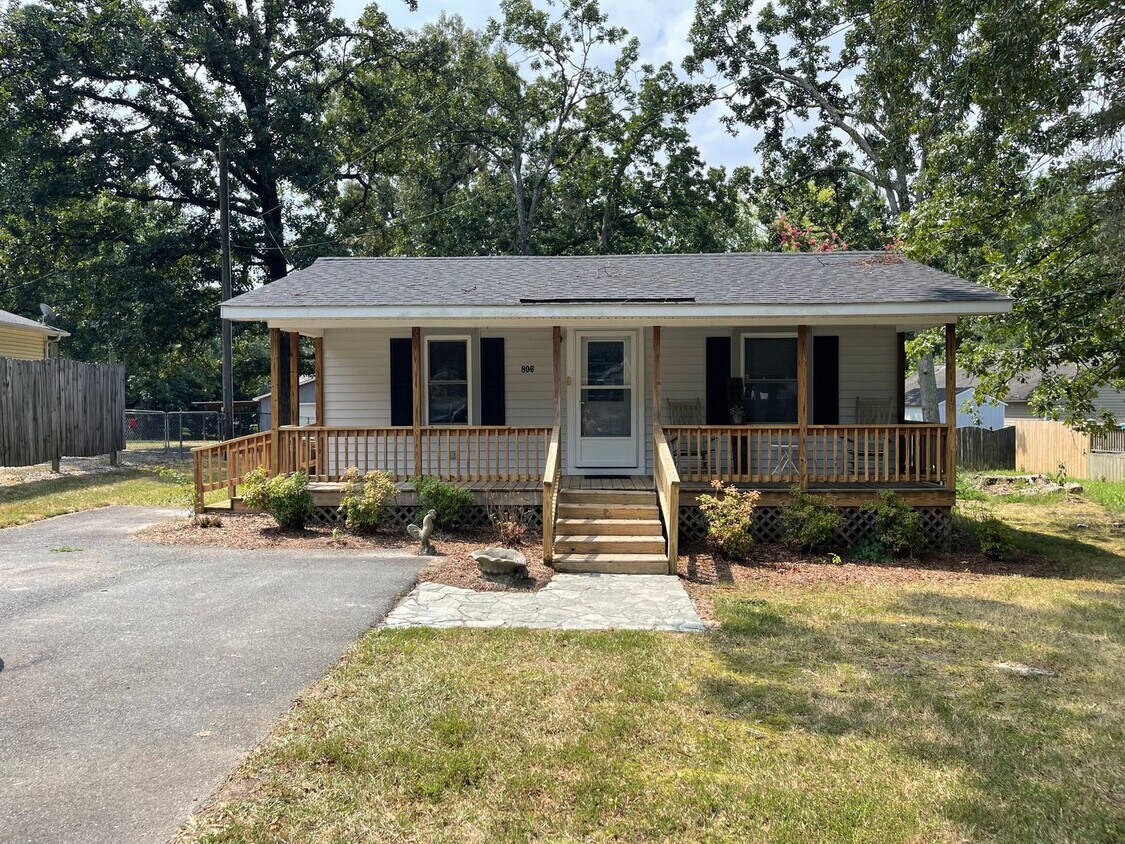Foto principal - 2 bed/1 bath in Marshville