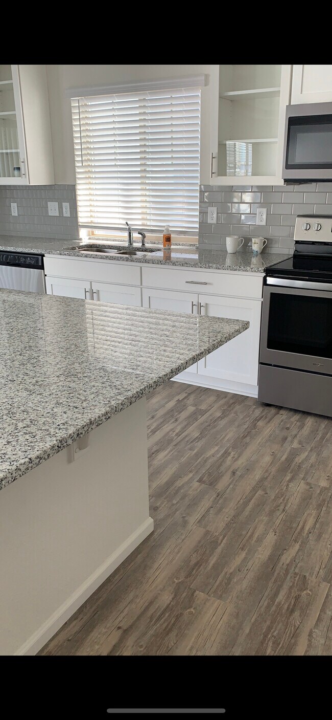 Cocina - 7130 Sedgerock Ln