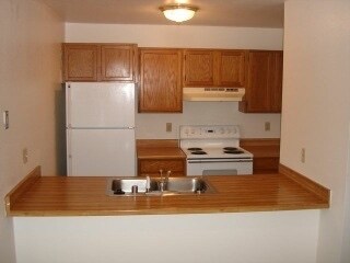 Foto del edificio - Beautiful spacious ground level 2 bed 1 ba...