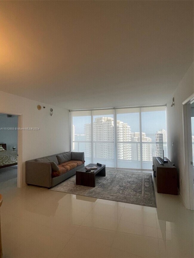 Building Photo - 465 Brickell Ave