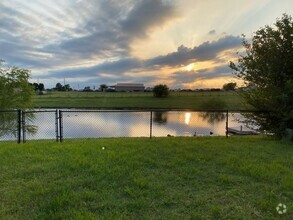 Building Photo - 9517 Crooked Creek Ln