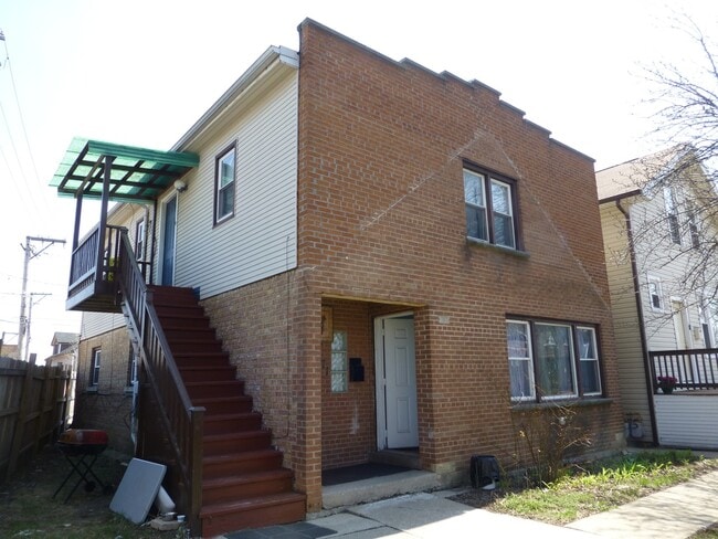 Building Photo - 2171 N Austin Ave