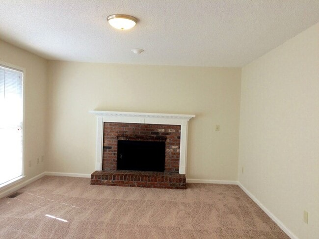 Foto del edificio - 5109 Glore Rd SW