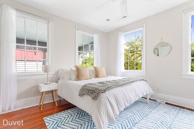 Foto del edificio - 4 br, 3 bath House - 11 Marion Street