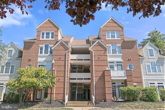 Building Photo - 7034 Ellingham Cir