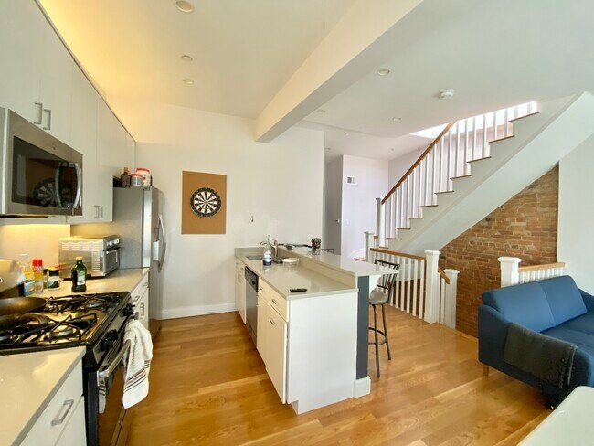 Foto del edificio - 11 Highland Park Ave