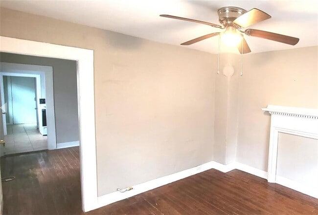 Building Photo - 66 Chester Ave SE