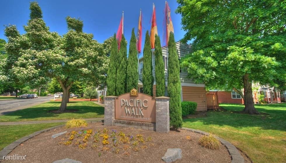 Primary Photo - 8333 32nd Avenue Ct S