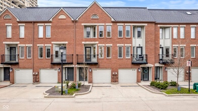 Building Photo - 512 Lockerbie Cir N