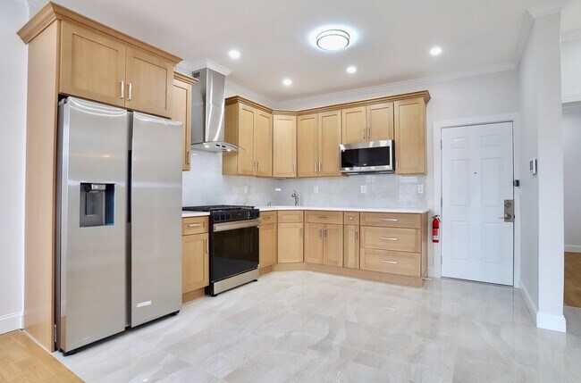 Foto del edificio - 915 Central Ave