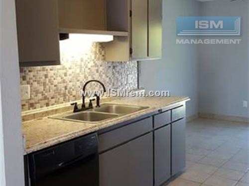 Foto del edificio - Lake Boulevard Apartment Homes