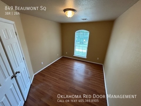 Building Photo - 849 Beaumont Square