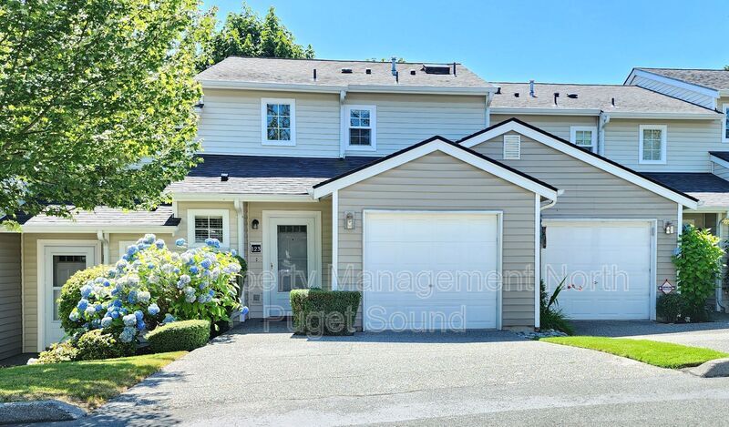 Primary Photo - 10030 Holly Dr