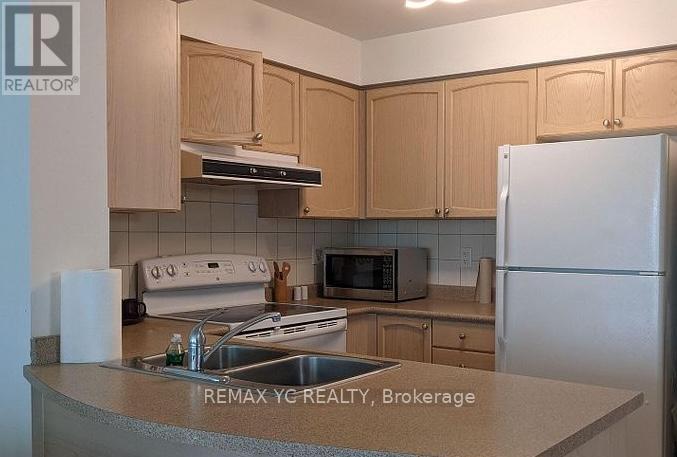 Photo du bâtiment - 5508 Yonge St