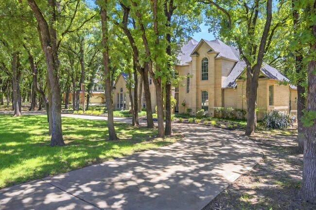 Foto del edificio - 4012 Brooks Ct