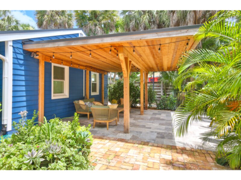 Foto principal - Renovated 1/1 Apartment in Downtown Sarasota
