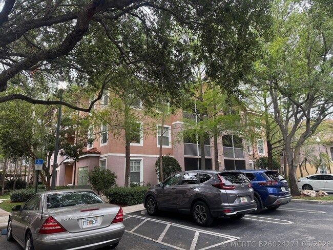 Building Photo - 6650 W Sample Rd