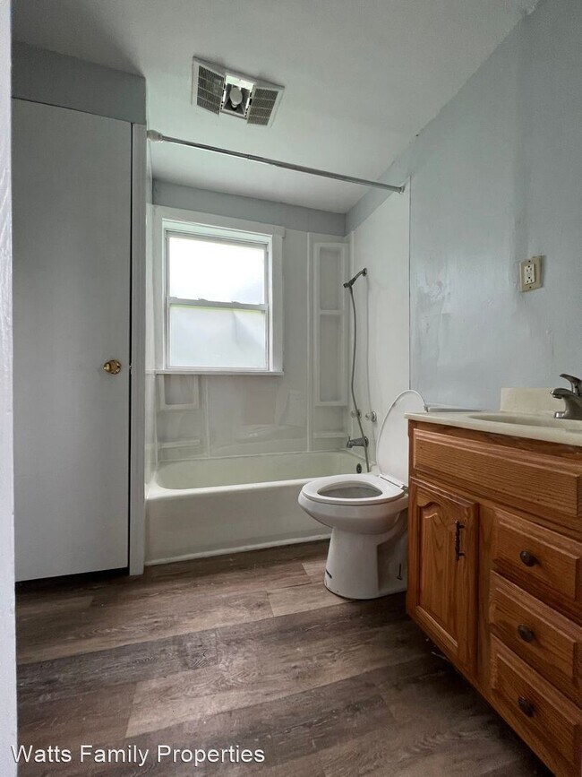 Foto del edificio - 2 br, 1 bath House - 423 Ash Street
