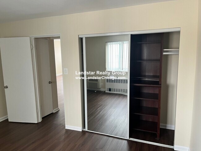 Foto del edificio - 8548 Skokie Blvd
