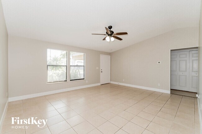 Foto del edificio - 17440 Lebanon Rd