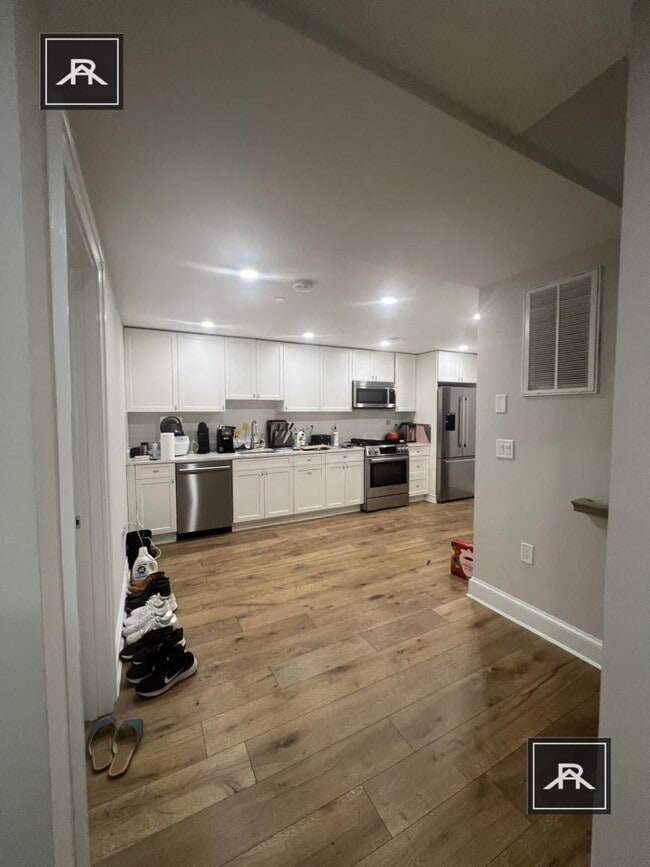 Building Photo - 4 bedroom in Brighton MA 02135