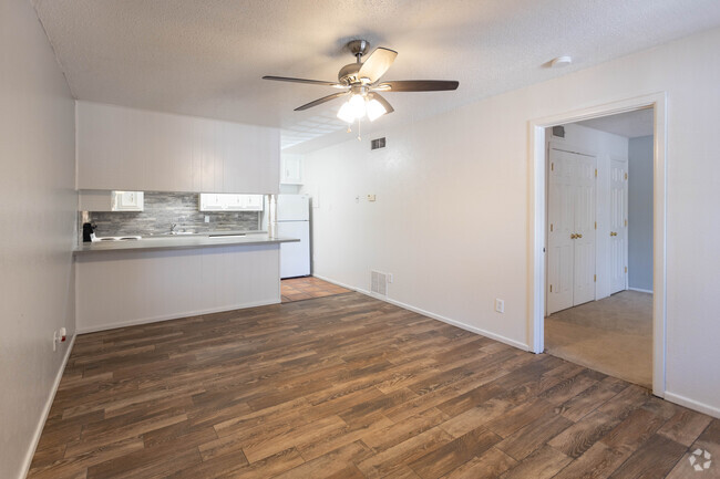 1HAB, 1BA - 672 ft² - St Francis Village Apartments