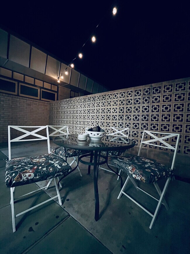 Foto del edificio - 2901 W Illinois Ave