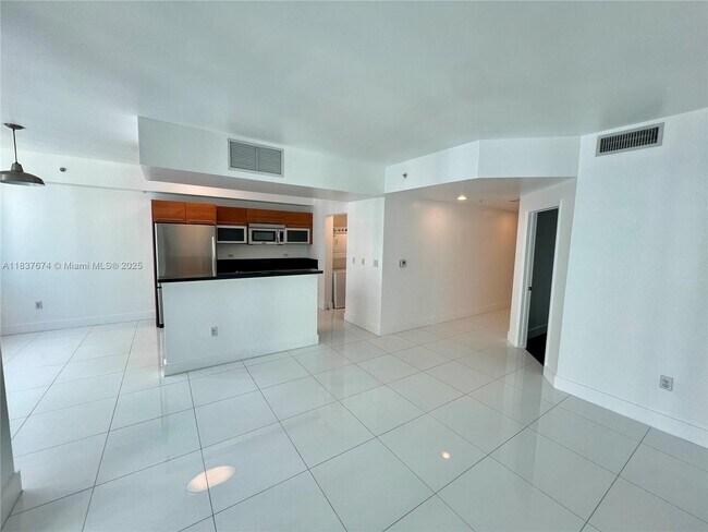 Foto del edificio - 253 NE 2nd St