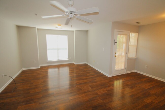 Building Photo - Minutes from UNCC Campus