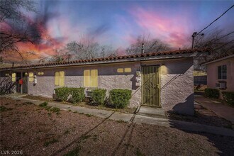 Building Photo - 1014 N 4th St