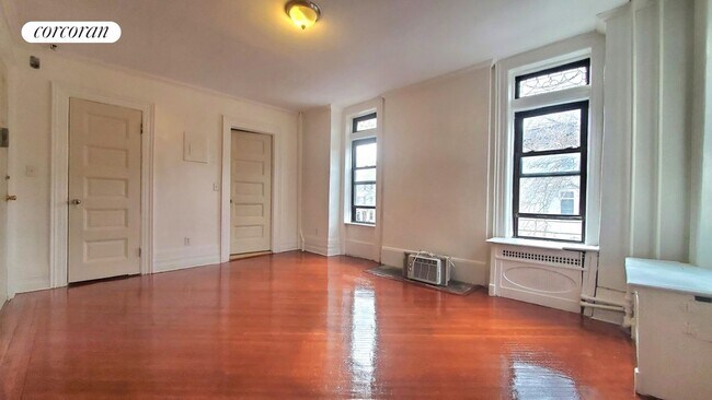 Building Photo - 284 New York Ave