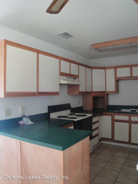 Building Photo - 3 br, 2 bath House - 410 N Hill St