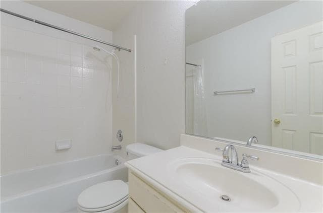 Building Photo - 4440 Waskom Dr